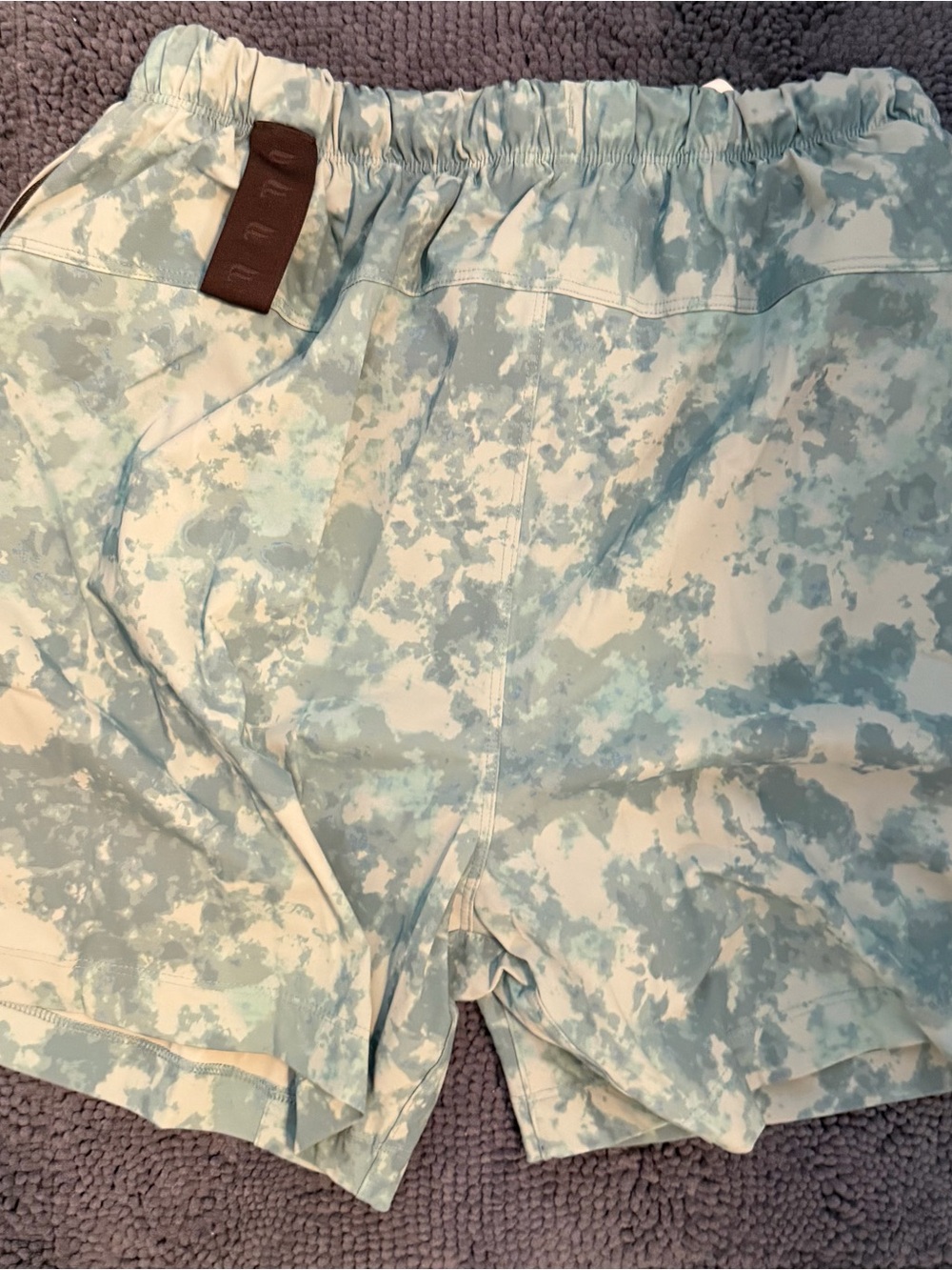Fabletics One Short (w/ liner), 5”- M - Picture 2 of 4